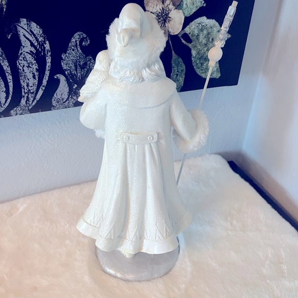 Santa - Picture 3 of 3